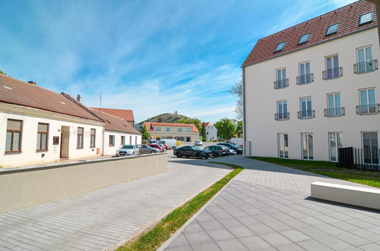 Palm Garden Apartment 1 Mikulov Kültér fotó